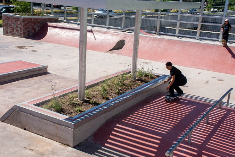 PARA PRACTICAR DEPORTES